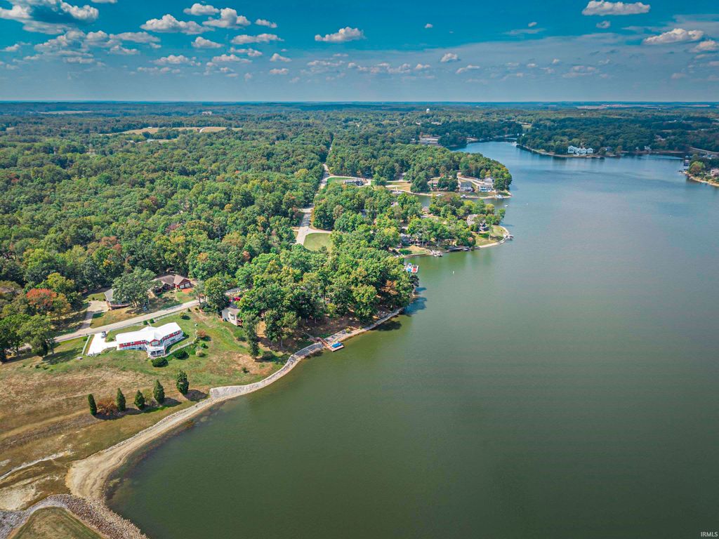 Photo of 153 E Melchior Drive, Santa Claus, IN 47579 (MLS # 202613827)