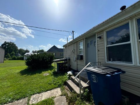 Tiny photo for 212 W Grissom Avenue, Mitchell, IN 47446 (MLS # 202626356)