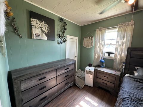 Tiny photo for 212 W Grissom Avenue, Mitchell, IN 47446 (MLS # 202626356)