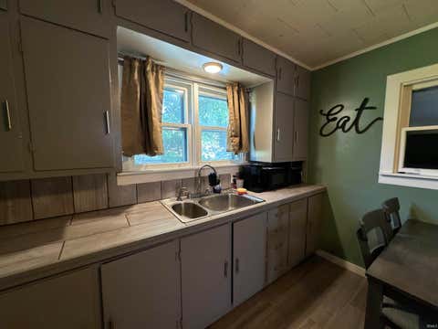 Tiny photo for 212 W Grissom Avenue, Mitchell, IN 47446 (MLS # 202626356)
