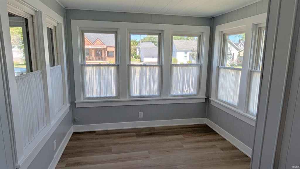 Photo of 412 E Cherry Street, Bluffton, IN 46714 (MLS # 202616480)