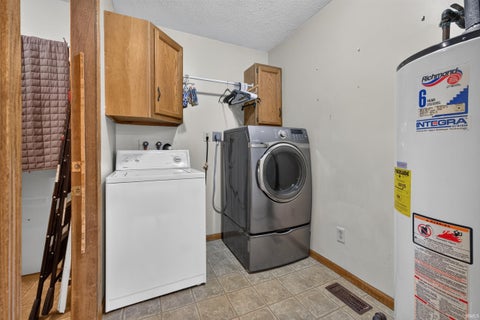 Tiny photo for 2125 N JAY Street, Kokomo, IN 46901 (MLS # 202639272)