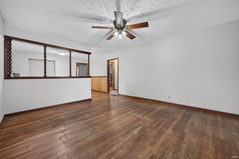 Tiny photo for 2125 N JAY Street, Kokomo, IN 46901 (MLS # 202639272)