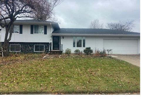 Photo of 833 Ashland Street, West Lafayette, IN 47906 (MLS # 202547284)