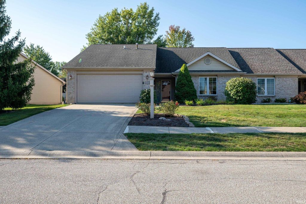 Photo of 7435 Glen Gelder Circle, Fort Wayne, IN 46804 (MLS # 202541002)