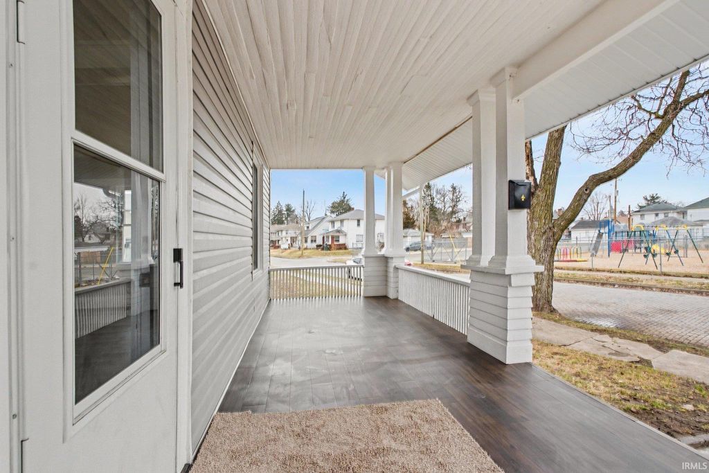 Photo of 2001 W Lincolnway Street, South Bend, IN 46628 (MLS # 202607146)