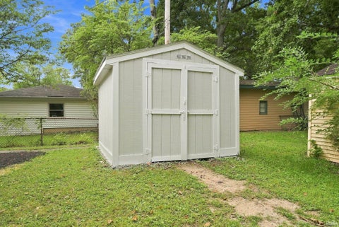 Tiny photo for 1805 Yale Drive, Fort Wayne, IN 46808 (MLS # 202637927)