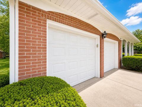 Tiny photo for 219 Holiday Drive, Greentown, IN 46936 (MLS # 202618901)
