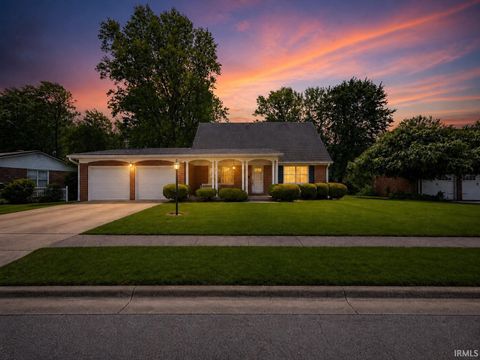Photo of 219 Holiday Drive, Greentown, IN 46936 (MLS # 202618901)