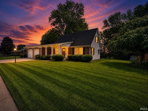 Tiny photo for 219 Holiday Drive, Greentown, IN 46936 (MLS # 202618901)