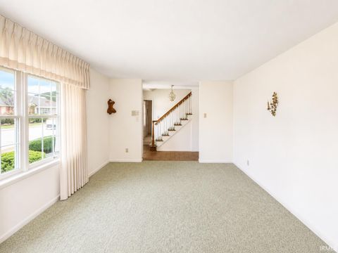 Tiny photo for 219 Holiday Drive, Greentown, IN 46936 (MLS # 202618901)