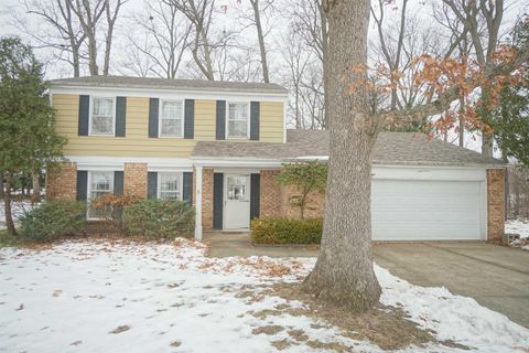 Photo of 435 N 225 East, Warsaw, IN 46582 (MLS # 202548929)