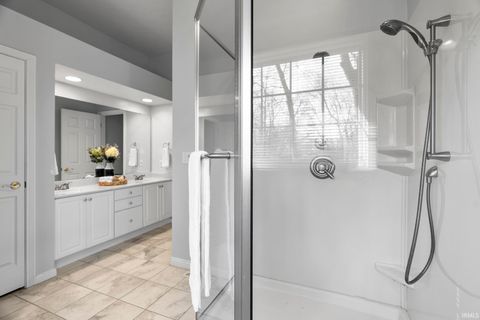 Tiny photo for 703 Emerald Drive, Lafayette, IN 47905 (MLS # 202546741)