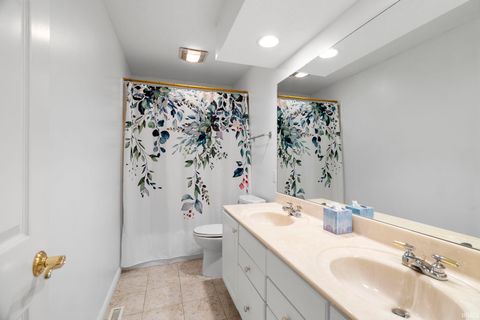 Tiny photo for 703 Emerald Drive, Lafayette, IN 47905 (MLS # 202546741)