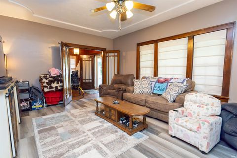 Tiny photo for 909 S 21st Street, New Castle, IN 47362 (MLS # 202625400)