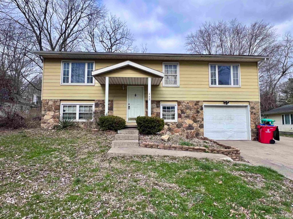 Photo of 240 &amp; 242 W Main Street, Ellettsville, IN 47429 (MLS # 202608959)