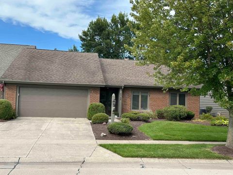 Photo of 5723 Port Royal, Fort Wayne, IN 46815 (MLS # 202536326)