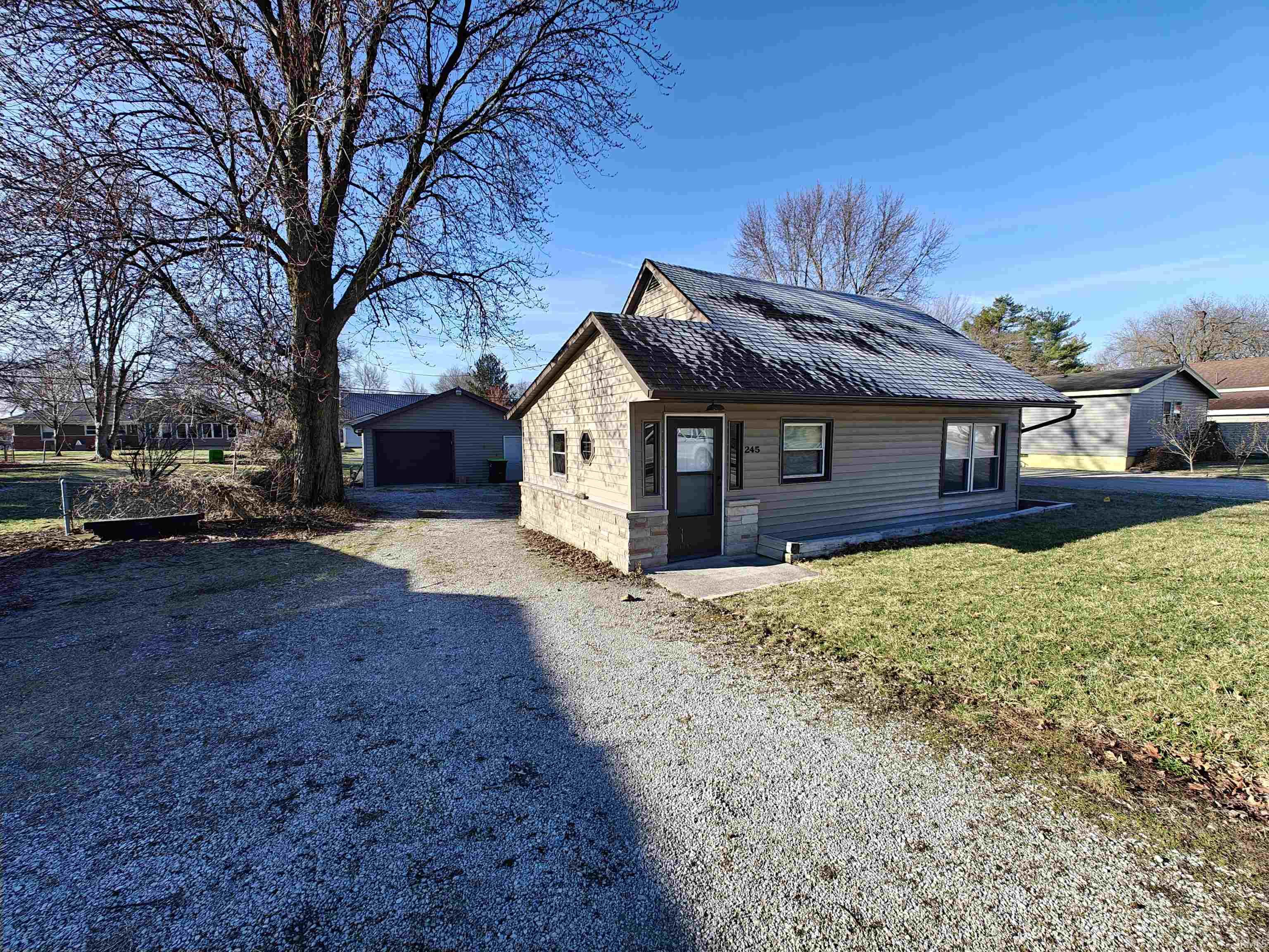 Listing image 2