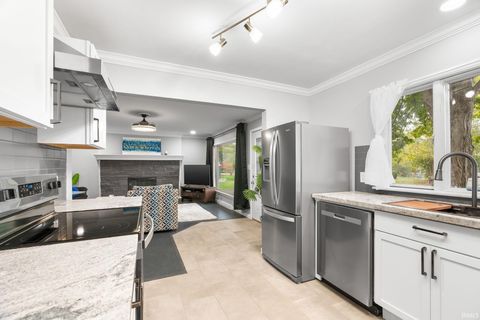 Tiny photo for 5255 E Bay Front Court, Monticello, IN 47960 (MLS # 202542113)