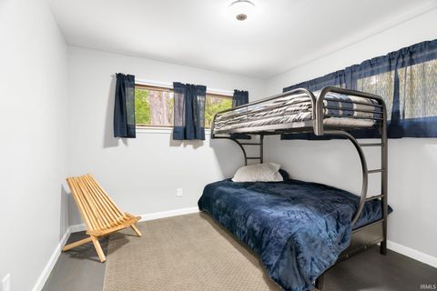 Tiny photo for 5255 E Bay Front Court, Monticello, IN 47960 (MLS # 202542113)