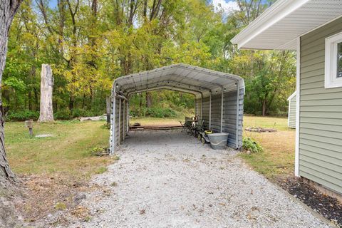 Tiny photo for 5255 E Bay Front Court, Monticello, IN 47960 (MLS # 202542113)