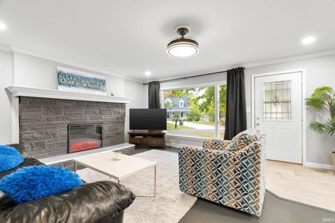 Tiny photo for 5255 E Bay Front Court, Monticello, IN 47960 (MLS # 202542113)