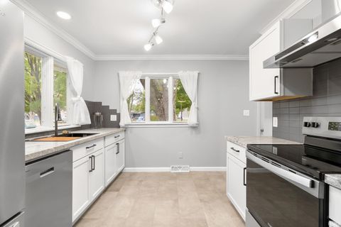 Tiny photo for 5255 E Bay Front Court, Monticello, IN 47960 (MLS # 202542113)