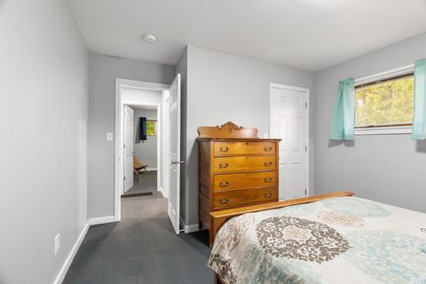 Tiny photo for 5255 E Bay Front Court, Monticello, IN 47960 (MLS # 202542113)