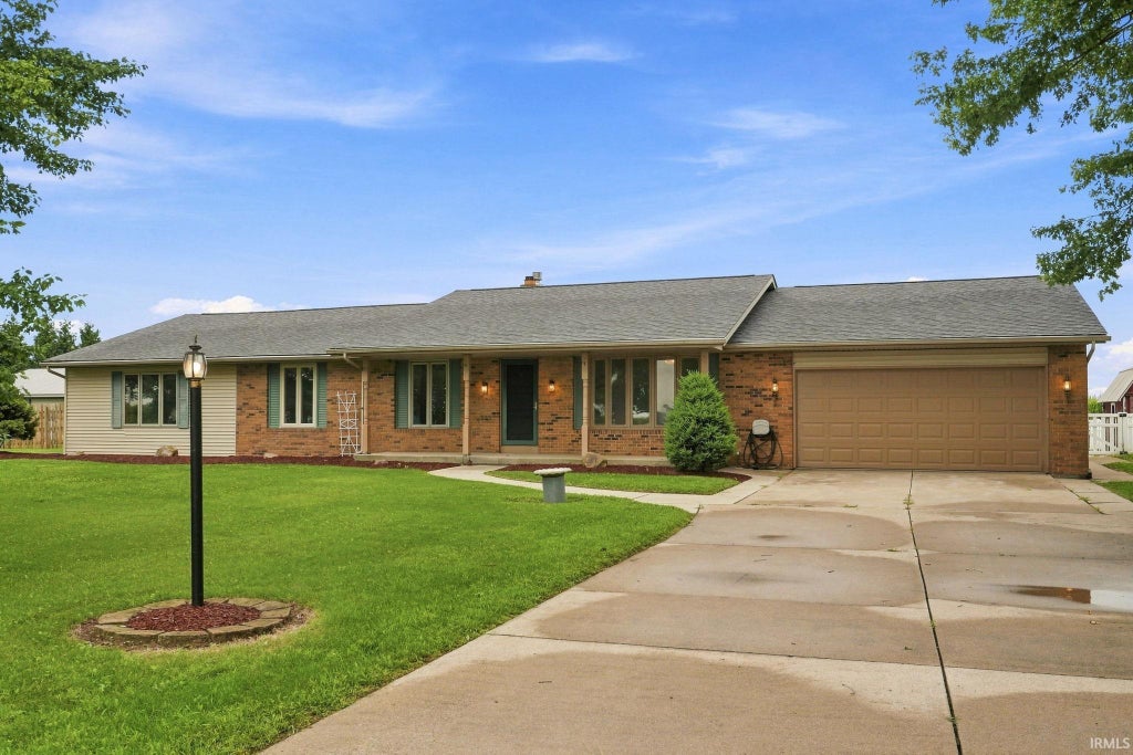 Photo of 15135 Scipio Road, Harlan, IN 46743 (MLS # 202634199)