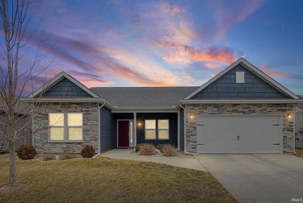 Photo of 962 Kingrail Drive, West Lafayette, IN 47906 (MLS # 202605103)