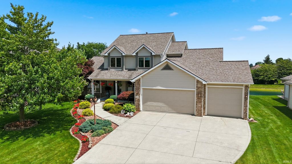 Photo of 6116 Treasure Cove, Fort Wayne, IN 46835 (MLS # 202626726)