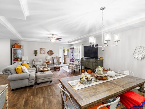 Tiny photo for 1508 Kennel Drive #A, Evansville, IN 47710 (MLS # 202540527)