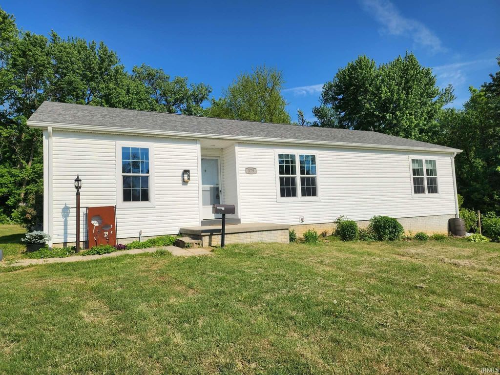 Photo of 379 N Mulberry Street, Petersburg, IN 47567 (MLS # 202611524)
