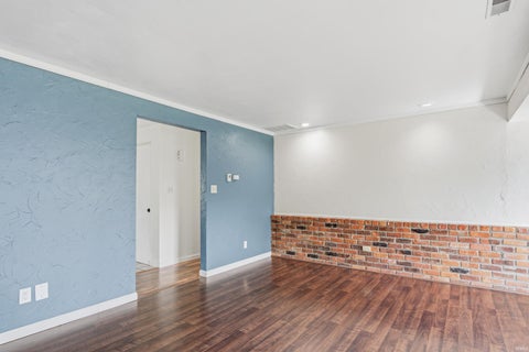 Tiny photo for 4504 Woodway Drive, Fort Wayne, IN 46835 (MLS # 202622465)