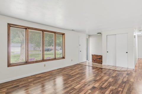 Tiny photo for 4504 Woodway Drive, Fort Wayne, IN 46835 (MLS # 202622465)