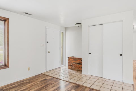 Tiny photo for 4504 Woodway Drive, Fort Wayne, IN 46835 (MLS # 202622465)