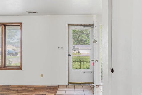Tiny photo for 4504 Woodway Drive, Fort Wayne, IN 46835 (MLS # 202622465)