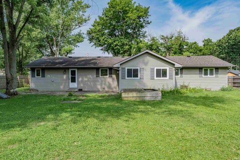 Tiny photo for 4504 Woodway Drive, Fort Wayne, IN 46835 (MLS # 202622465)