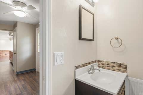Tiny photo for 4504 Woodway Drive, Fort Wayne, IN 46835 (MLS # 202622465)