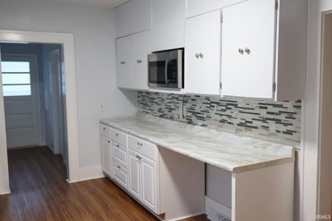 Tiny photo for 1003 High St St, Logansport, IN 46947 (MLS # 202539590)