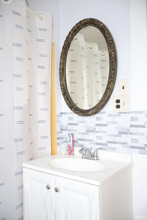 Tiny photo for 1003 High St St, Logansport, IN 46947 (MLS # 202539590)