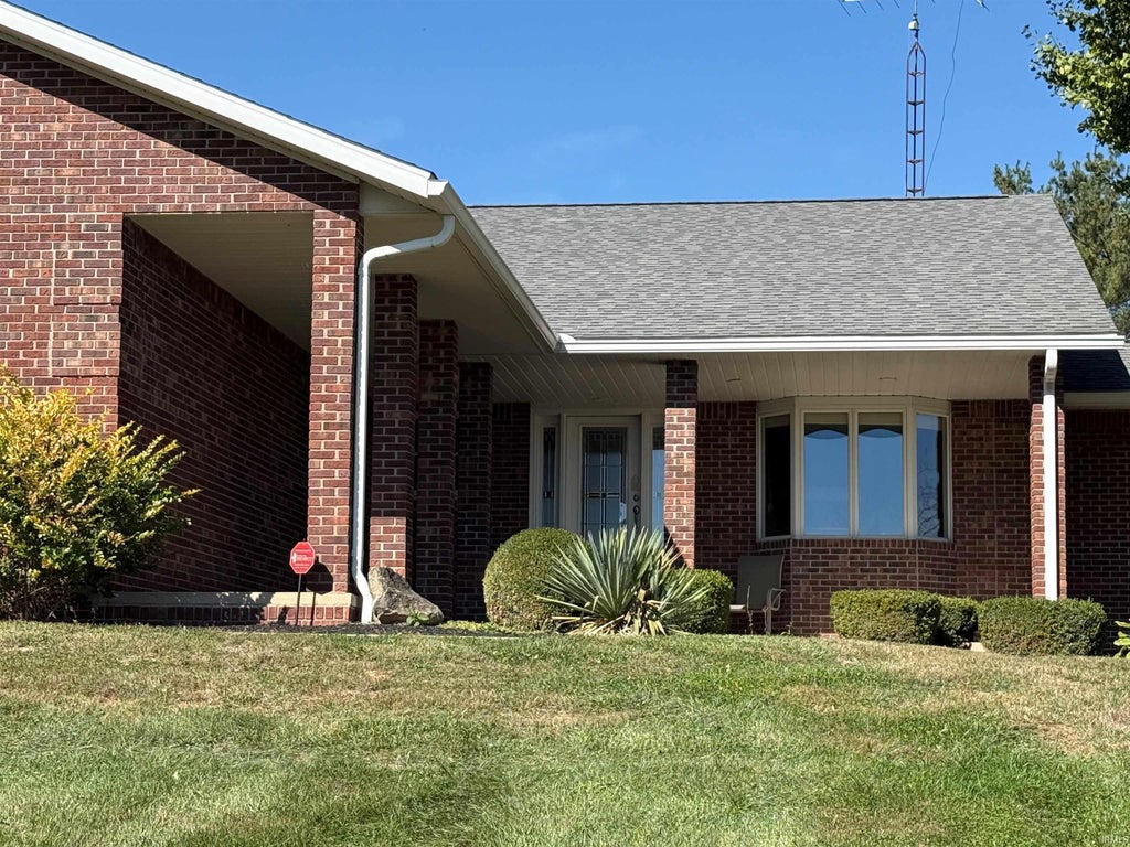 Photo of 3021 E US Highway 50, Bedford, IN 47421 (MLS # 202644512)