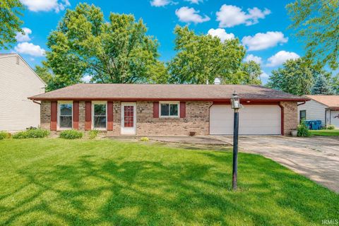 Tiny photo for 9022 Greenmeadow Drive, New Haven, IN 46774 (MLS # 202622457)