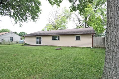 Tiny photo for 9022 Greenmeadow Drive, New Haven, IN 46774 (MLS # 202622457)