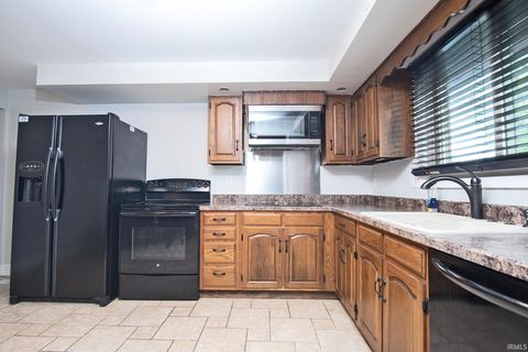 Tiny photo for 9022 Greenmeadow Drive, New Haven, IN 46774 (MLS # 202622457)
