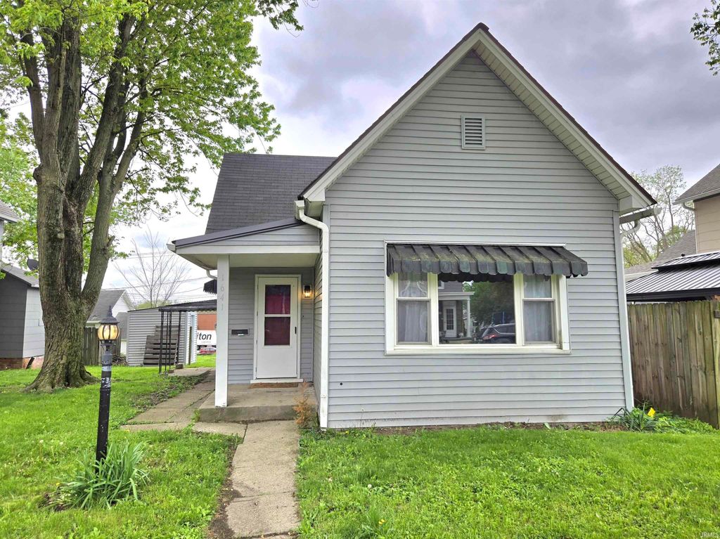 Photo of 1641 Howell Street, Fort Wayne, IN 46808 (MLS # 202603535)