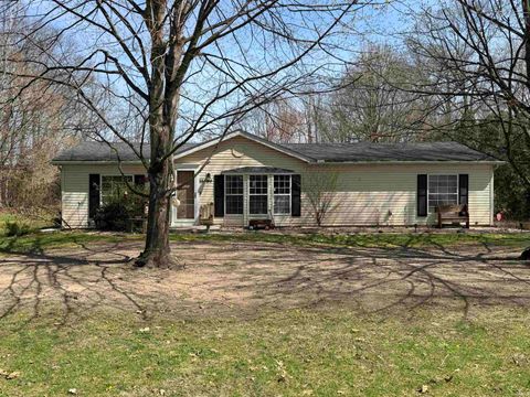 Photo of 55584 Apple Road, Osceola, IN 46561 (MLS # 202612284)