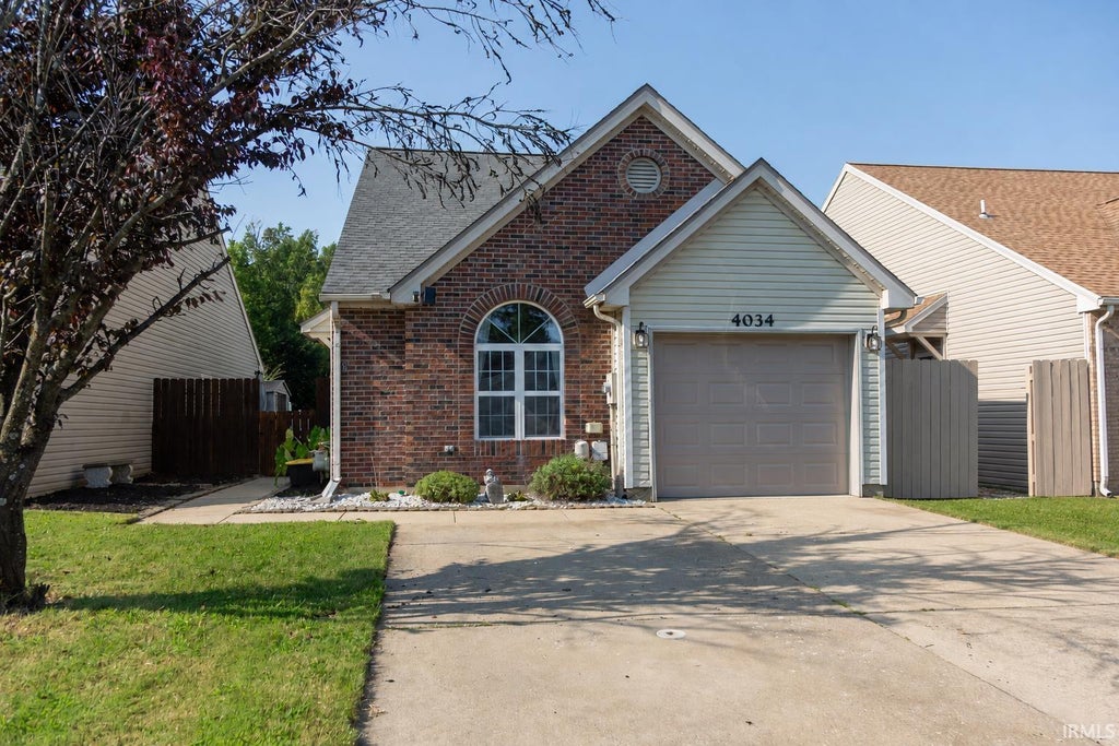 Photo of 4034 Shadwell Drive, Evansville, IN 47715 (MLS # 202632255)