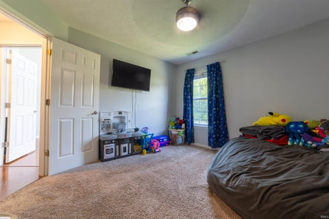 Tiny photo for 4034 Shadwell Drive, Evansville, IN 47715 (MLS # 202632255)