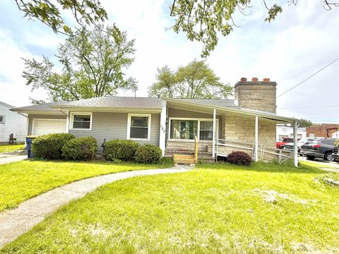 Photo of 107 N Madison Avenue, Converse, IN 46919 (MLS # 202618372)